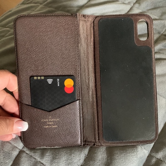 Authentic well-used Louis Vuitton Monogram iPhone XS Max folio case - Picture 7 of 7
